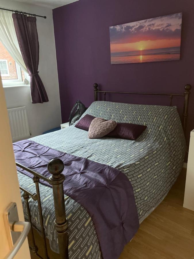 Home From Home, Close To Redditch Hospital Abb Екстериор снимка