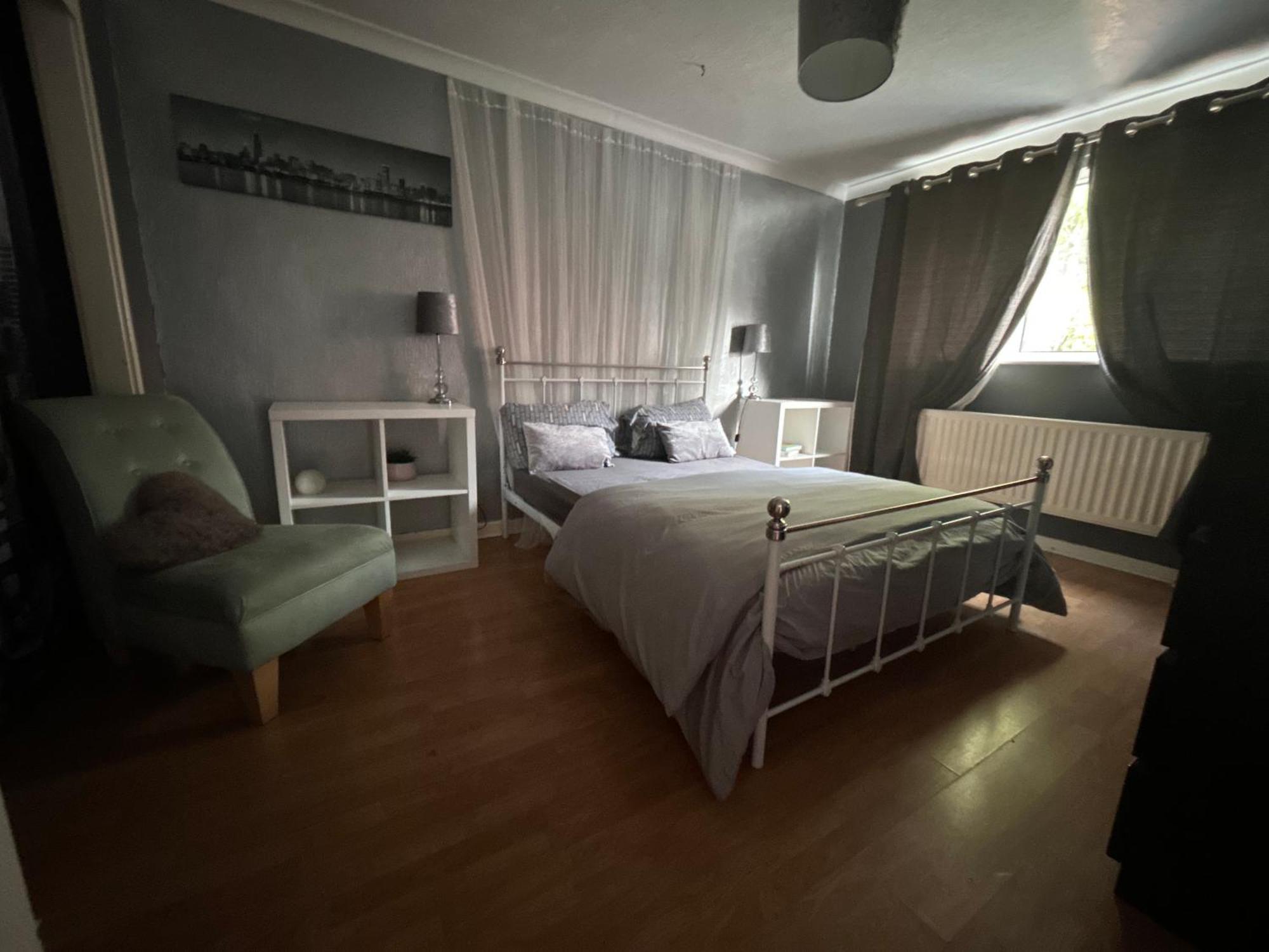 Home From Home, Close To Redditch Hospital Abb Екстериор снимка